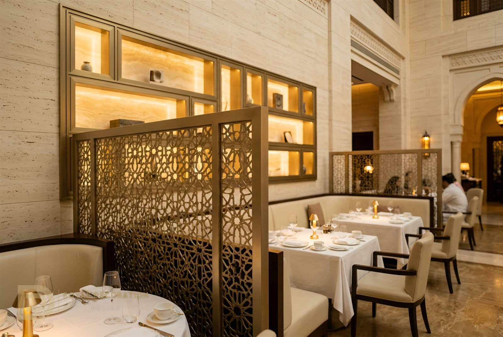 Five-Star Hotel &mdash; Champagne Gold &mdash; Fine dining