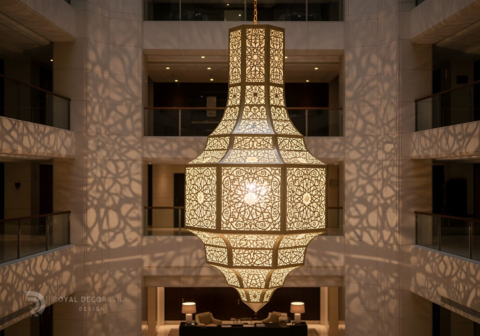 Royal Decoration lighting-chandelier-gold, luxury hotel